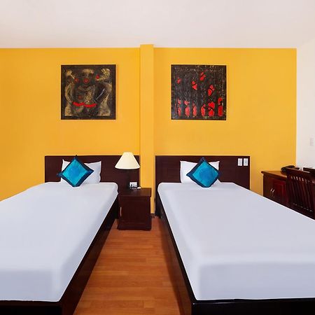 GoldCoast Da Nang Hotel Bagian luar foto