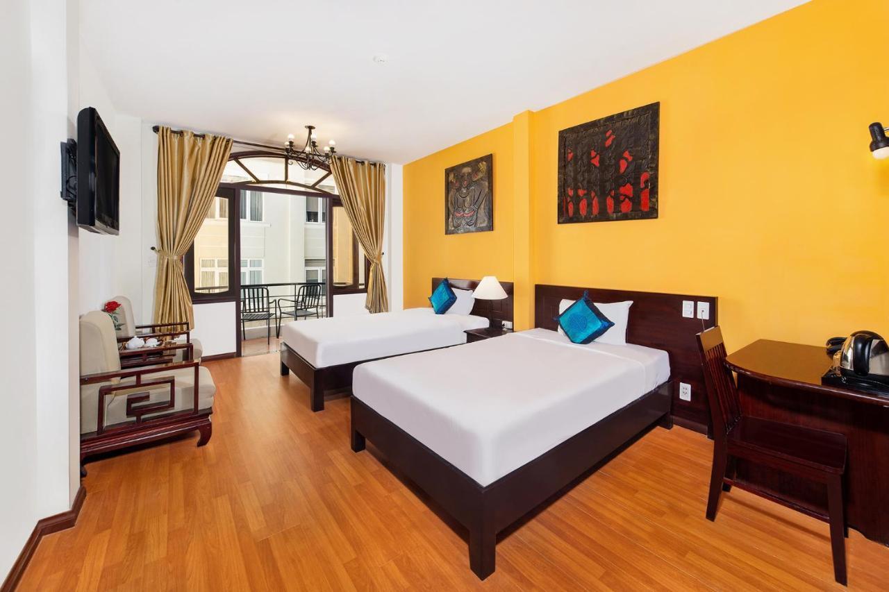 GoldCoast Da Nang Hotel Bagian luar foto