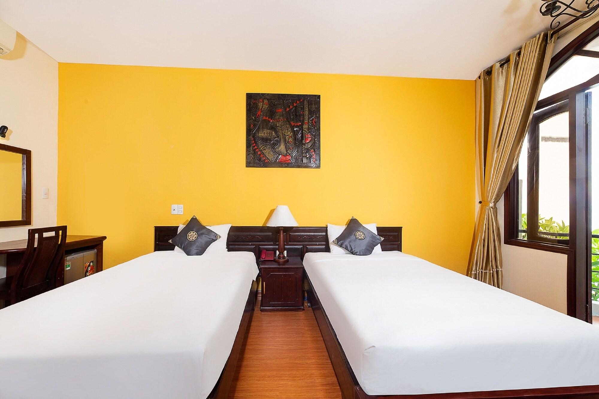GoldCoast Da Nang Hotel Bagian luar foto