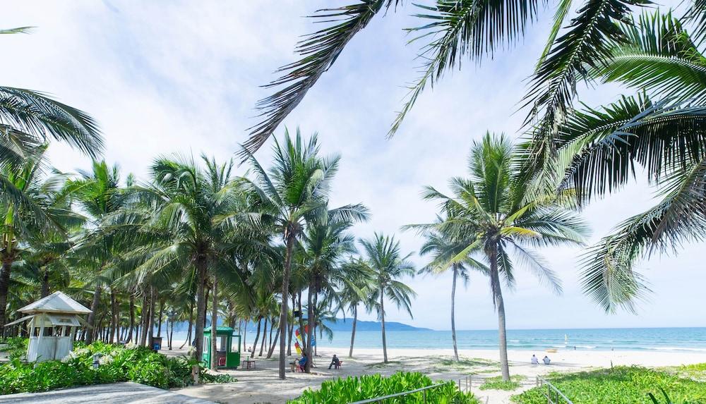 GoldCoast Da Nang Hotel Bagian luar foto